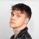 Hands bloody (single)