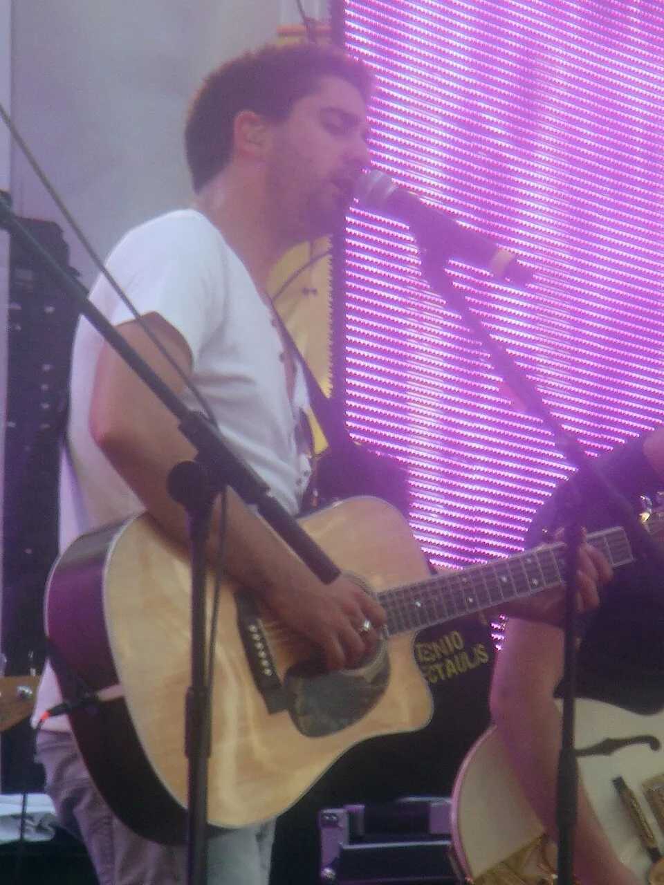 Álex Ubago на концерте в Мадриде (2010)