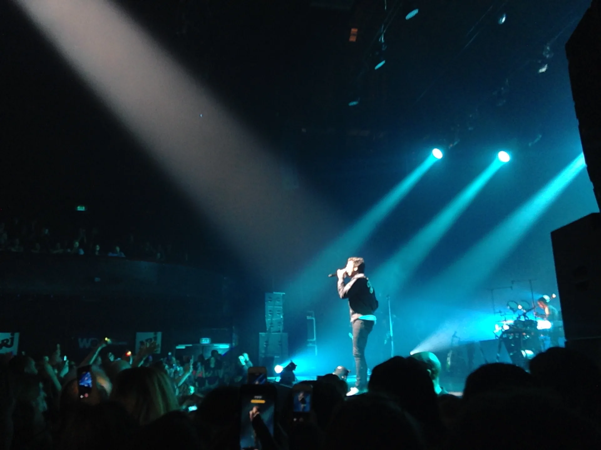 Amir на сцене Olympia в Париже