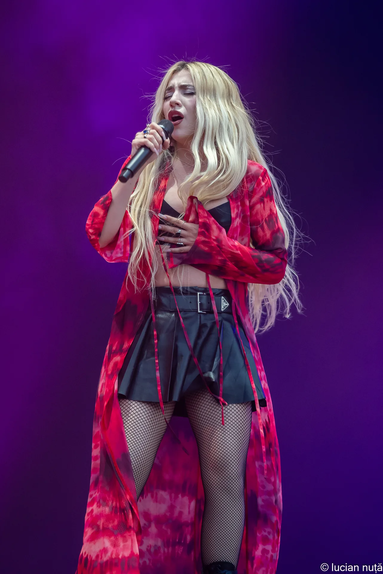 Ava Max, портрет (Untold 2023)