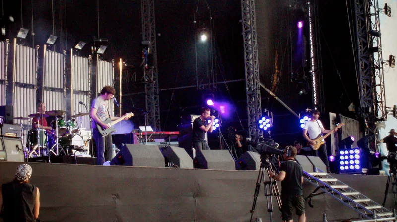 Blur на сцене в Гайд-парке, Лондон (2009)