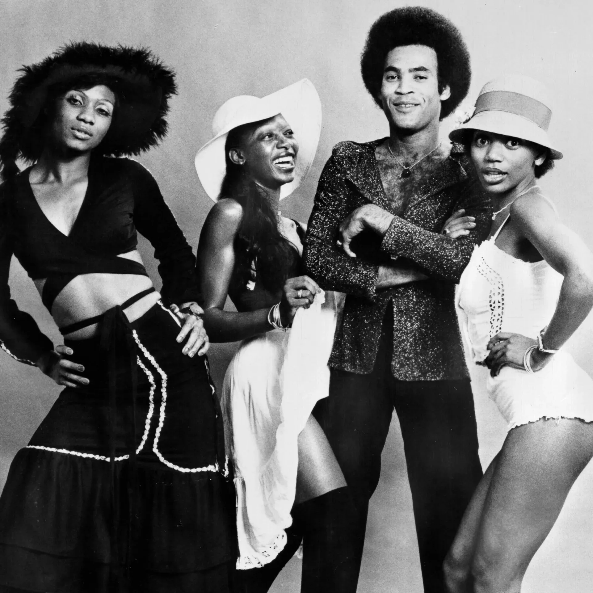 Boney M. в 1977 году: Марсия Барретт, Мэйзи Уильямс, Бобби Фаррелл, Лиз Митчелл