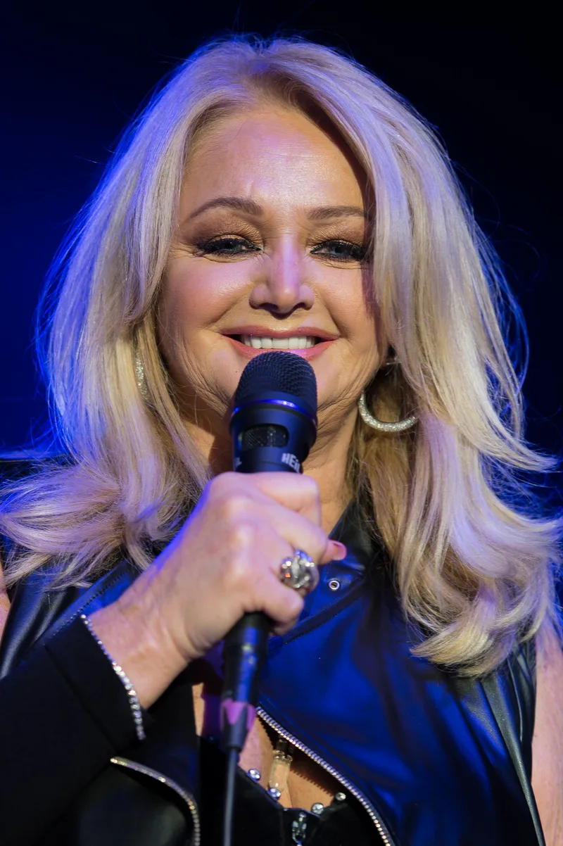 Bonnie Tyler на концерте Greatest Hits Tour, 2016