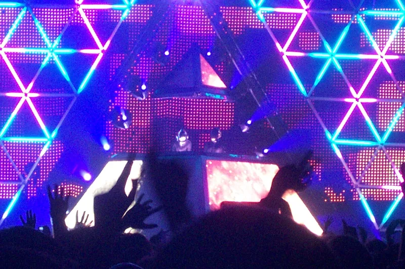 Daft Punk на сцене в Париже, 2007