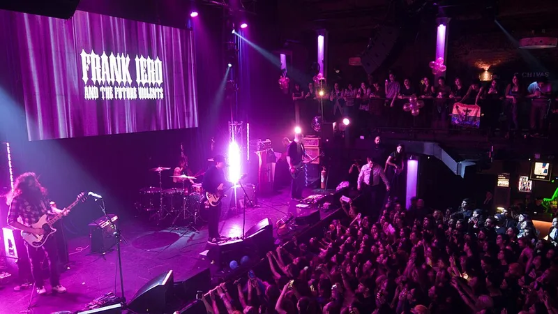 Frank Iero and the Future Violents на концерте в Чили, 2019