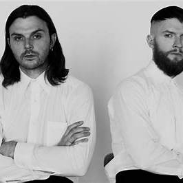 Hurts — пресс-фото дуэта (Тео Хатчкрафт и Адам Андерсон)