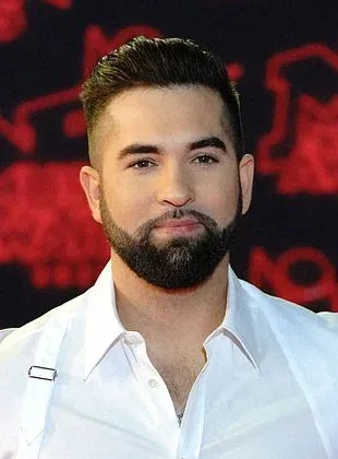 Kendji Girac на концерте в Монтобане, 2015 (портретный кадр)