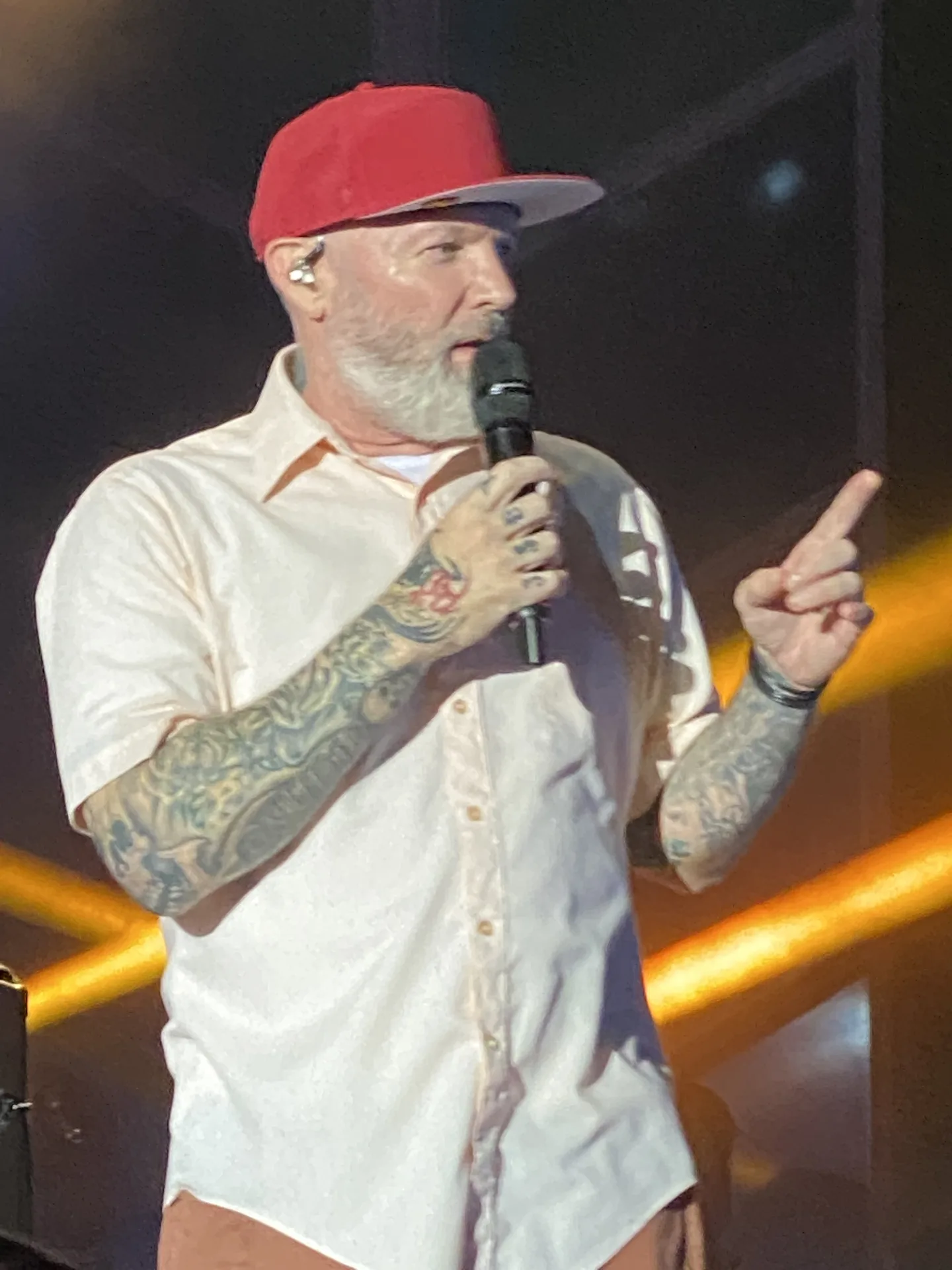 Фред Дёрст на сцене, Festival of the Lakes, 2021