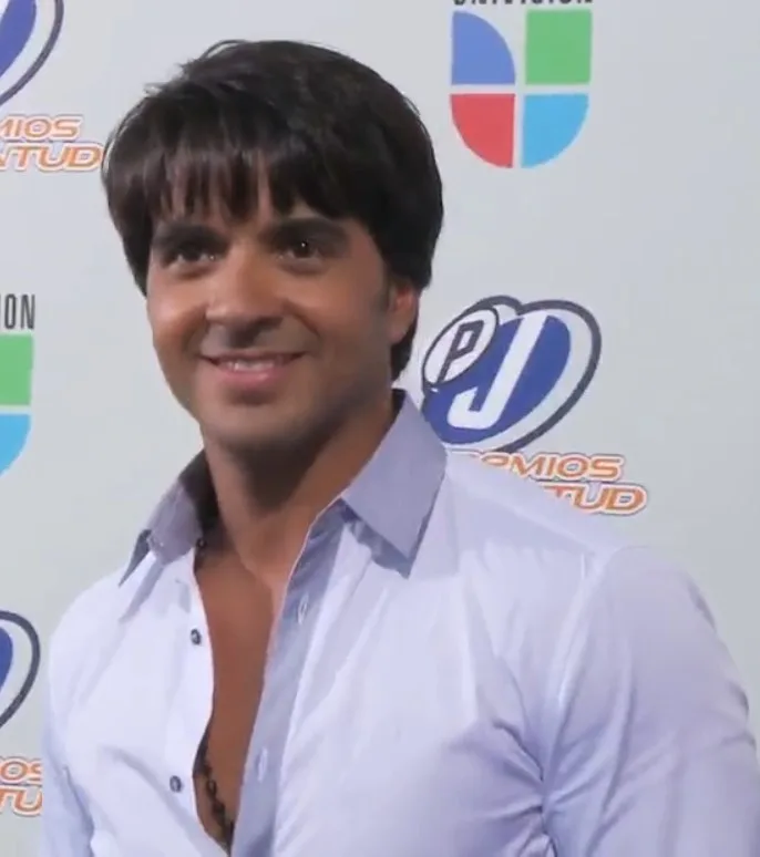 Luis Fonsi на Premios Juventud (2009)