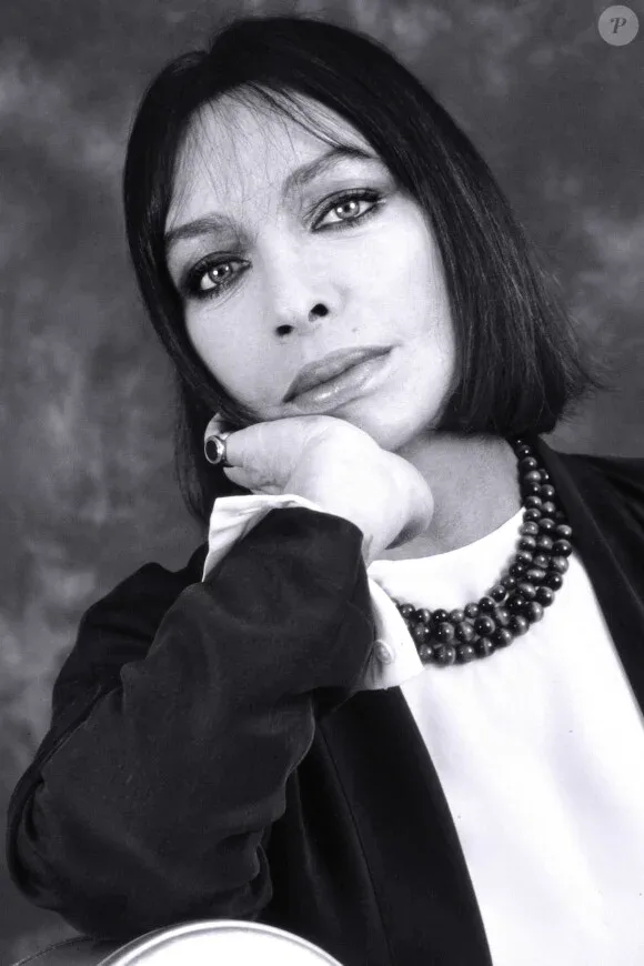 Мари Лафоре, портрет (1997)