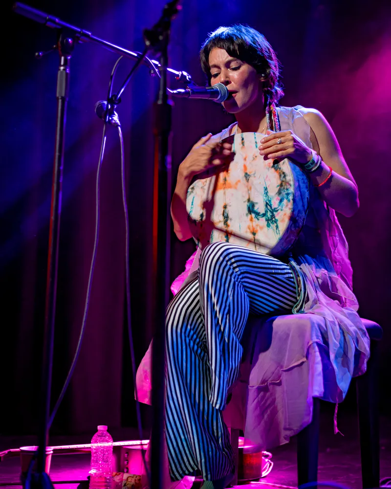 Meg Myers на сцене, 2024