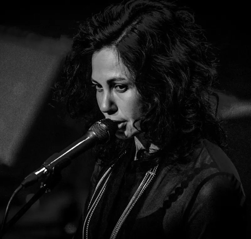 Michelle Gurevich, портрет (чёрно-белое фото)