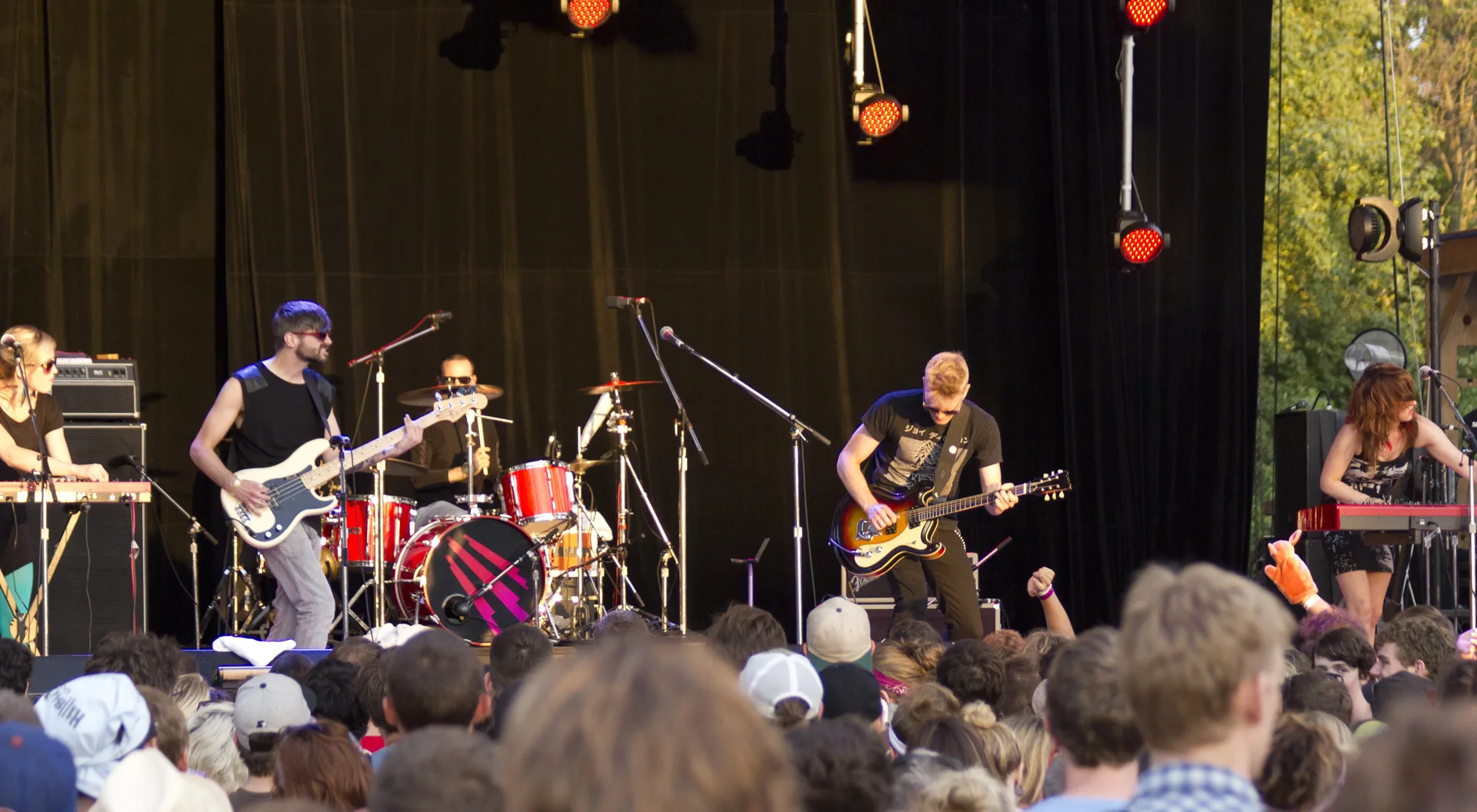 Mother Mother на фестивале Hillside, 2011