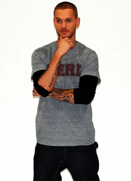 M. Pokora на промо-мероприятии в Париже во время эпохи альбома MP3, 2008