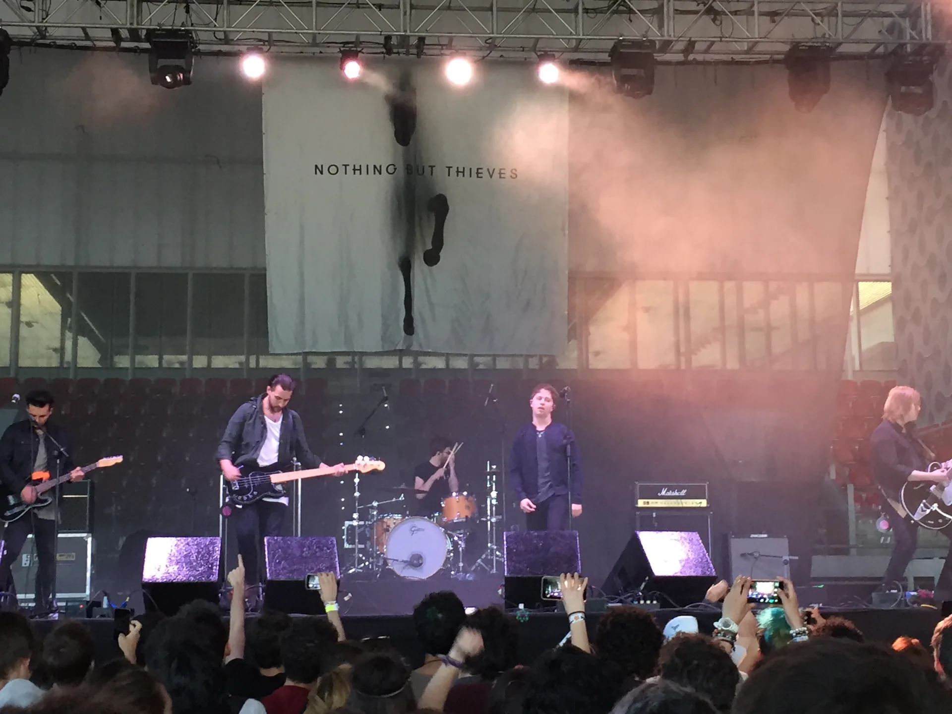 Nothing But Thieves на Mad Cool Festival в Мадриде, 2016
