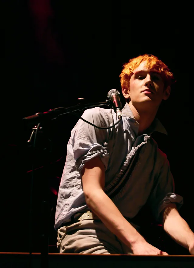 Патрик Вулф на выступлении в Монреале, 2007