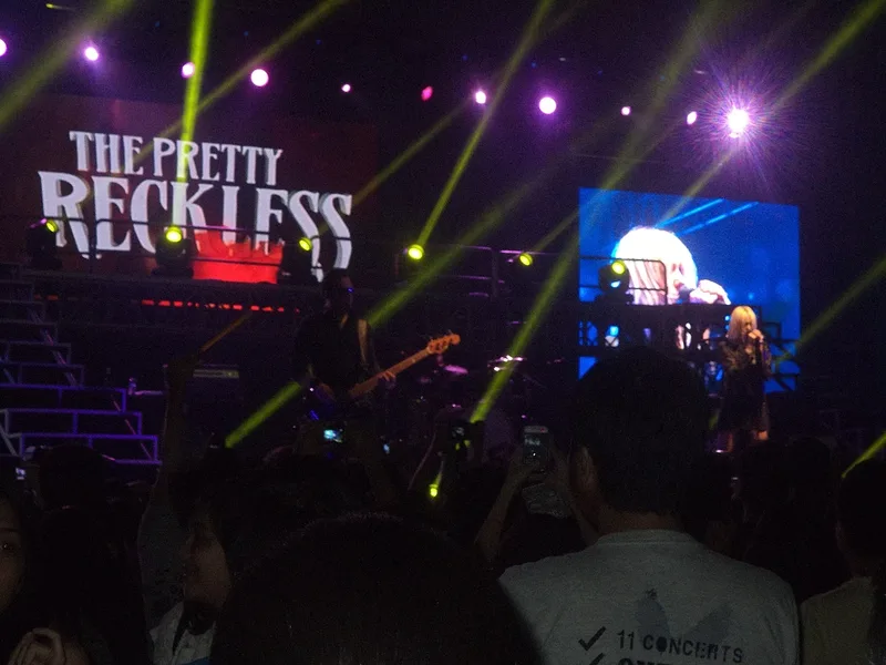 The Pretty Reckless на сцене, 2012