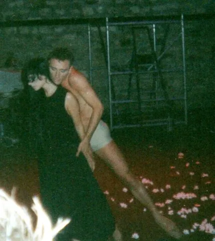 RoBERT на сцене, общий план, начало 2000-х