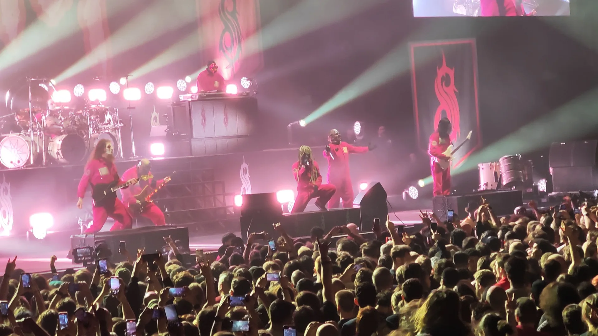 Slipknot на сцене, выступление в O2 Arena, 2024