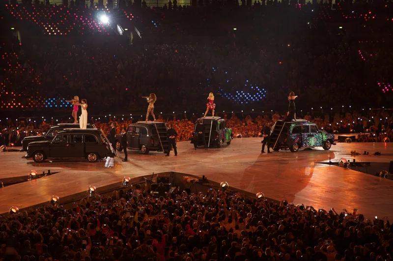 Spice Girls на церемонии закрытия Олимпиады 2012 в Лондоне