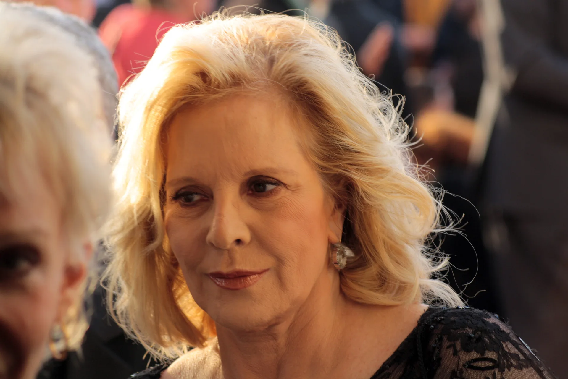 Сильви Вартан на фестивале в Кабуре, 2011