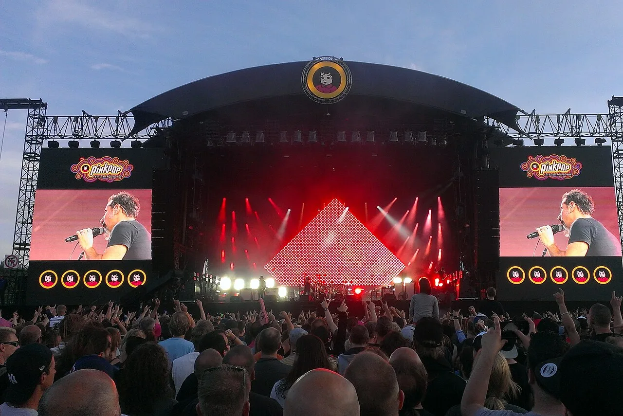 System of a Down выступают на Pinkpop, 2017