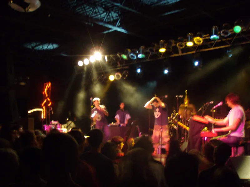 The Cat Empire на сцене, 2007 год