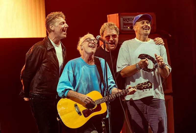 Travis на Victorious Festival 2025: Даги Пэйн, Фрэн Хили, Энди Данлоп, Нил Примроуз