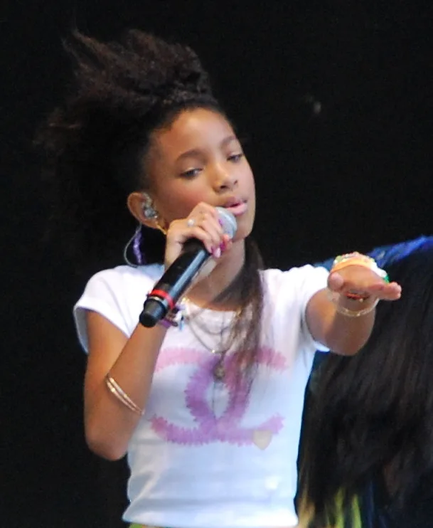Willow Smith выступает, 2011